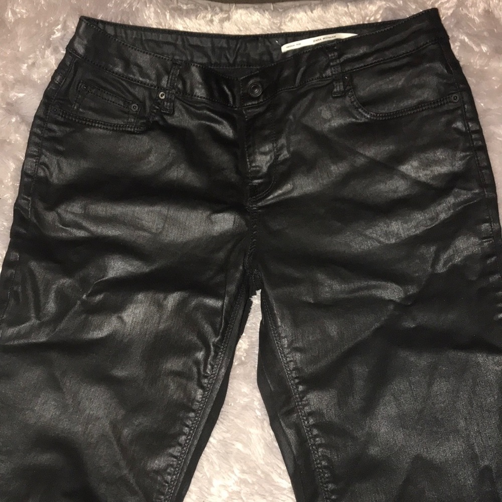 Zara Woman Medium Rise Leather Looking Jean